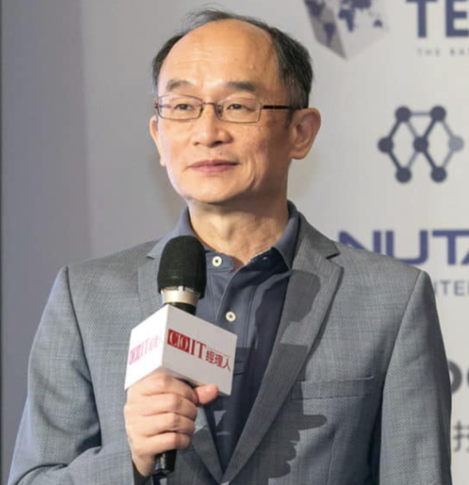 吳右任